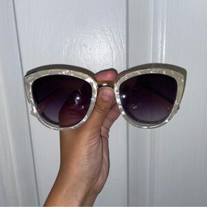 Stylish Cream Sunglasses